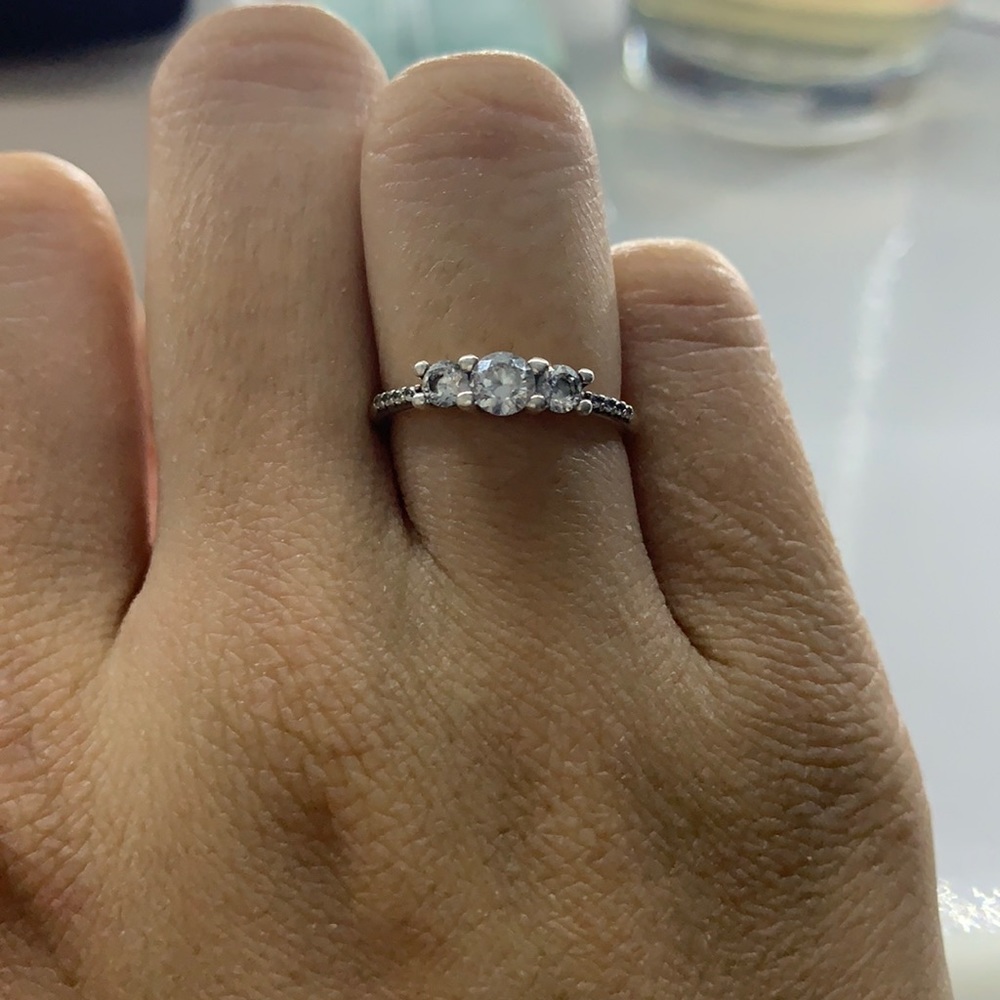 Pandora Ring